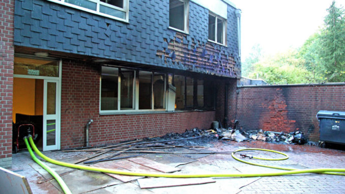 Feuer am Bürgerhaus Oststadt