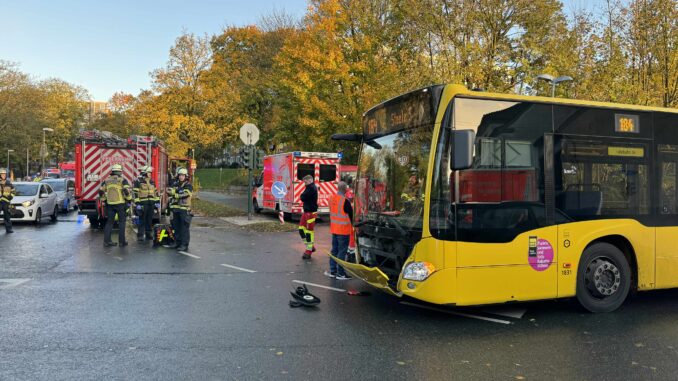 Unfall am Sachsenring mit Bus 30.10.2025 Unfall am Sachsenring mit Bus 30.10.2025